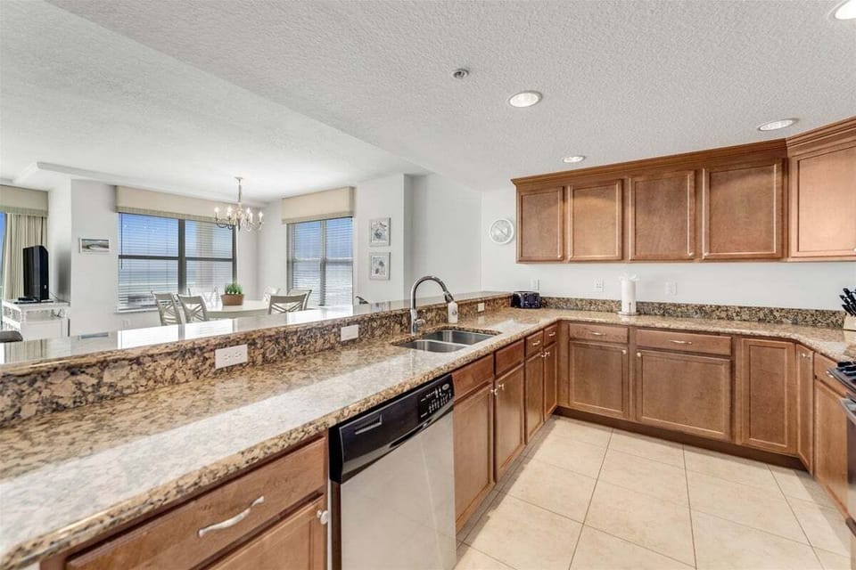 Plenty of counter space