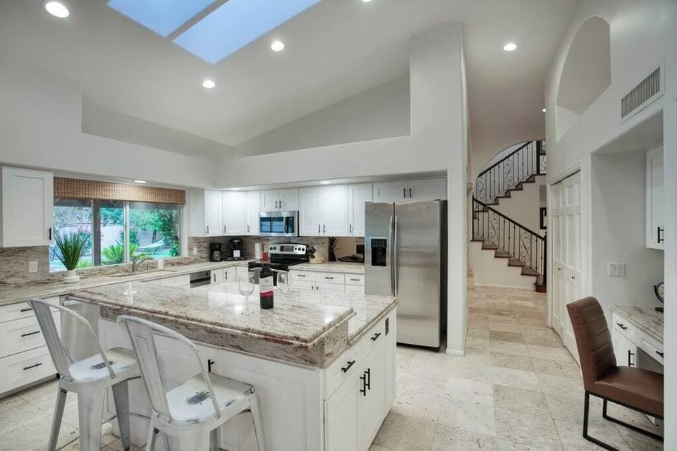 A full kitchen so you can actually cook.