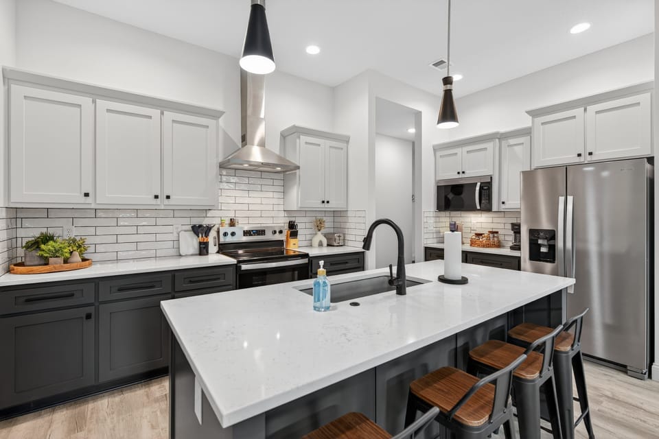 Indoors, Kitchen, Kitchen Island, Sink, Sink Faucet