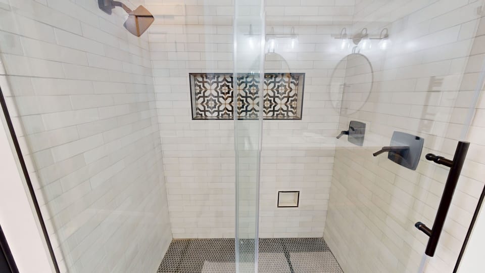 Indoors, Bathroom, Room, Shower, Shower Faucet