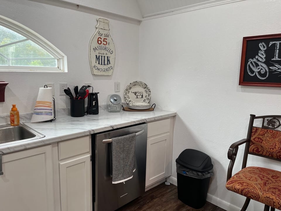 Kitchen equipped with All appliances to cook indoors or outdoors! Grill n Chill!