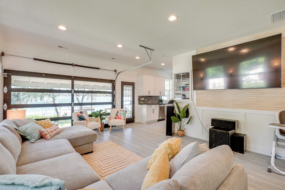 Interior | Single-Story Cabin | In-Unit Laundry