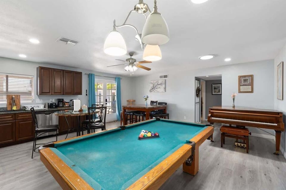 Game room