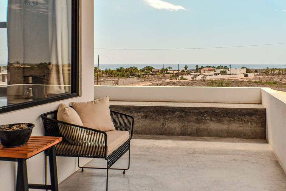 Wraparound terrace with ocean view