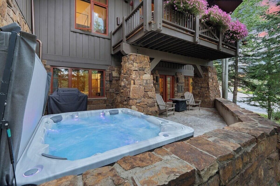 Private Hot Tub