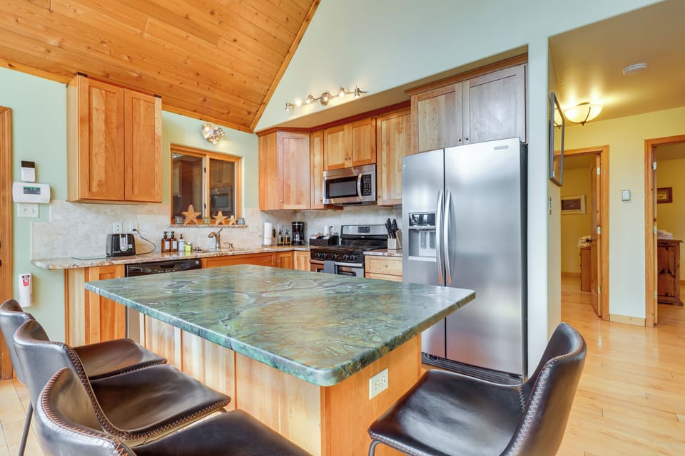 Kitchen | 1st Floor