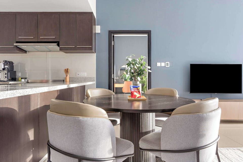 In room Dining