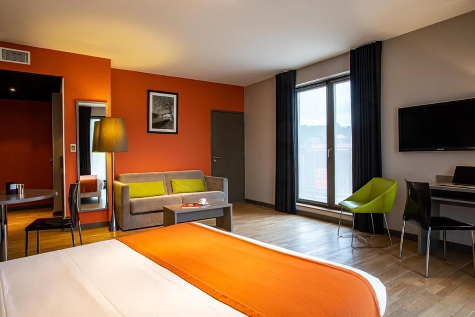 Comfortable Unit with Double bed