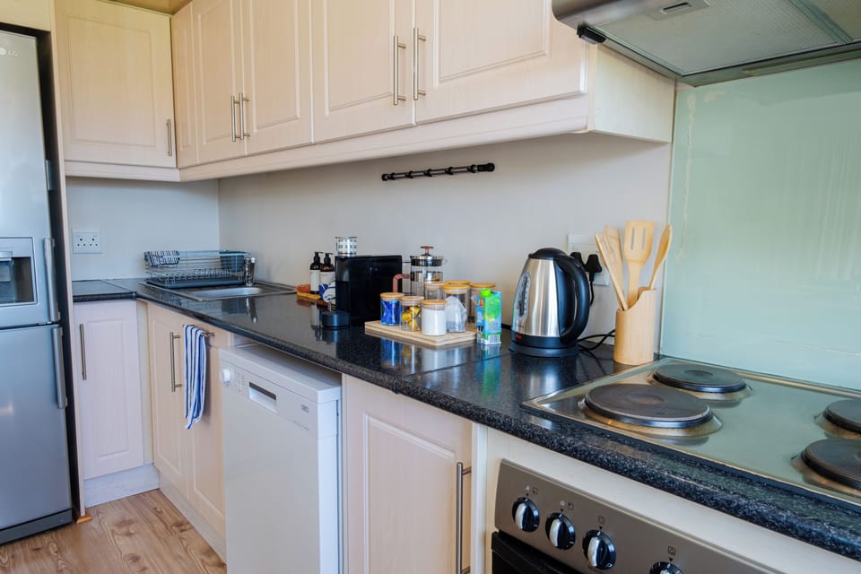 Full Stove and Oven  and a Microwave Oven.