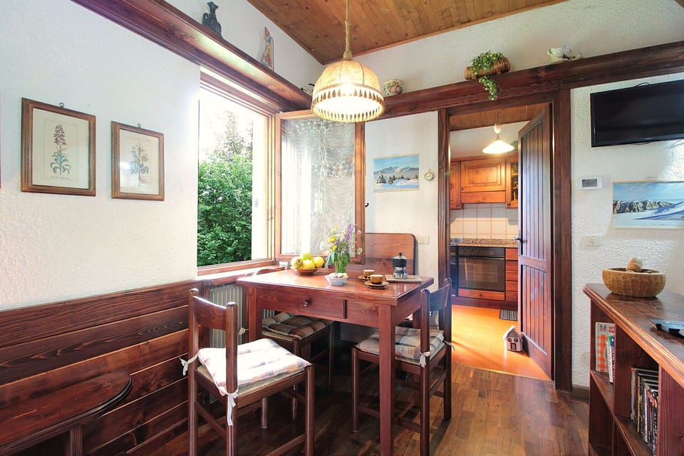 Autumn, Kitchen, Spring, Summer