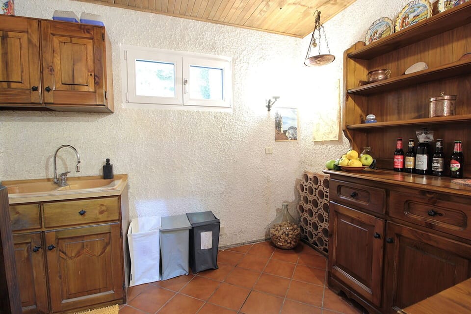 Autumn, Dining Room, Spring, Summer