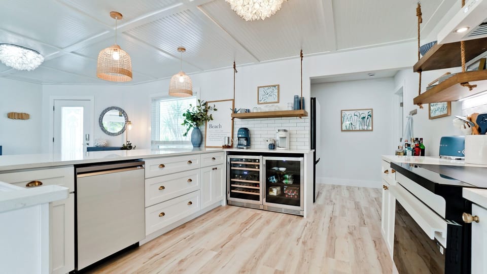 Dishwasher, mini fridge, wine cooler, induction oven and more!