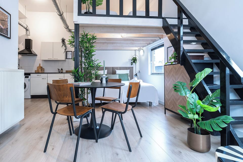 Enjoy meals in style at this bright loft apartment near Tilburg Centrum.