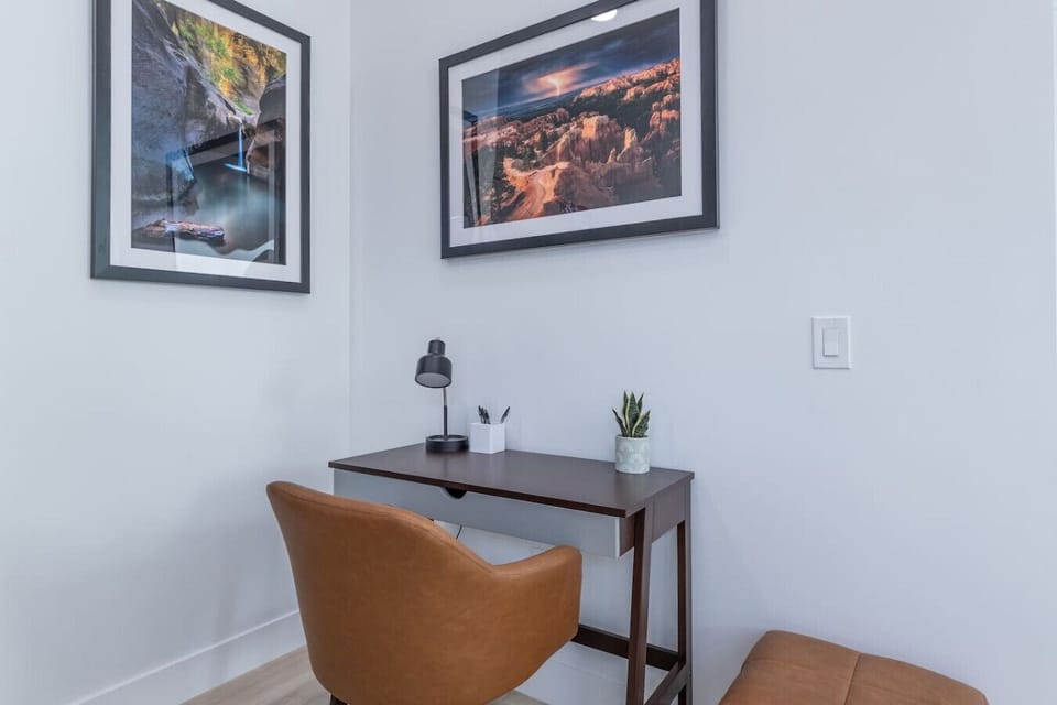 Work Space with high speed internet