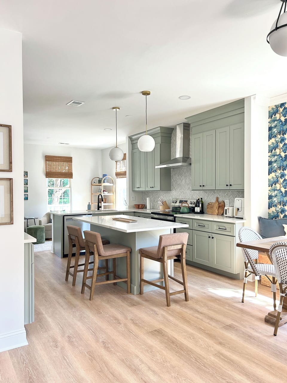 Fully renovated kitchen equipped with new appliances, cookware, & essentials