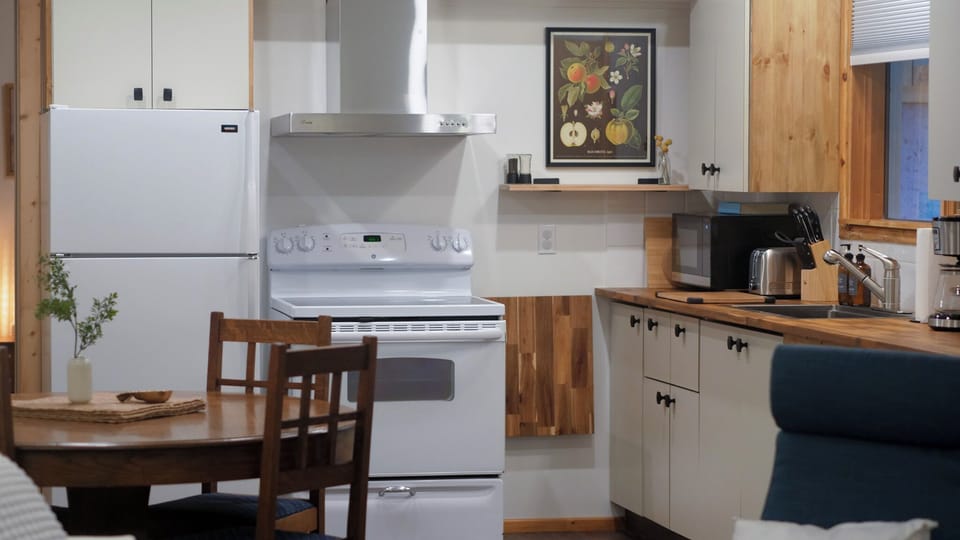 Bring out your inner Gordon Ramsey in our fully equipped kitchen