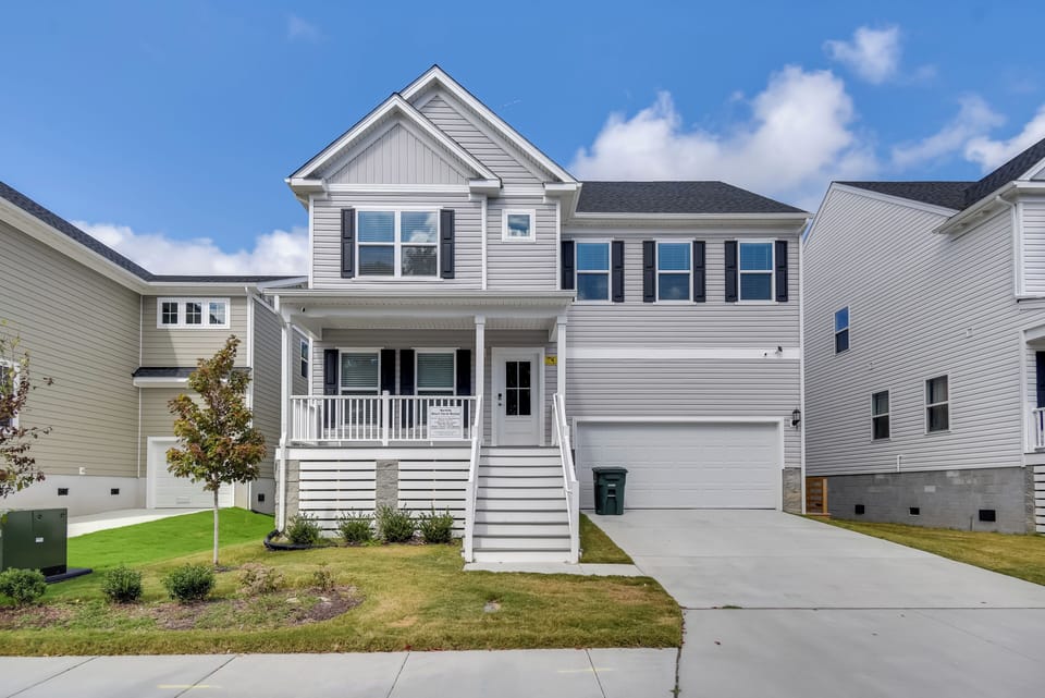 Norfolk Vacation Rental | 4BR | 3.5BA | Stairs Required | 2,500 Sq Ft