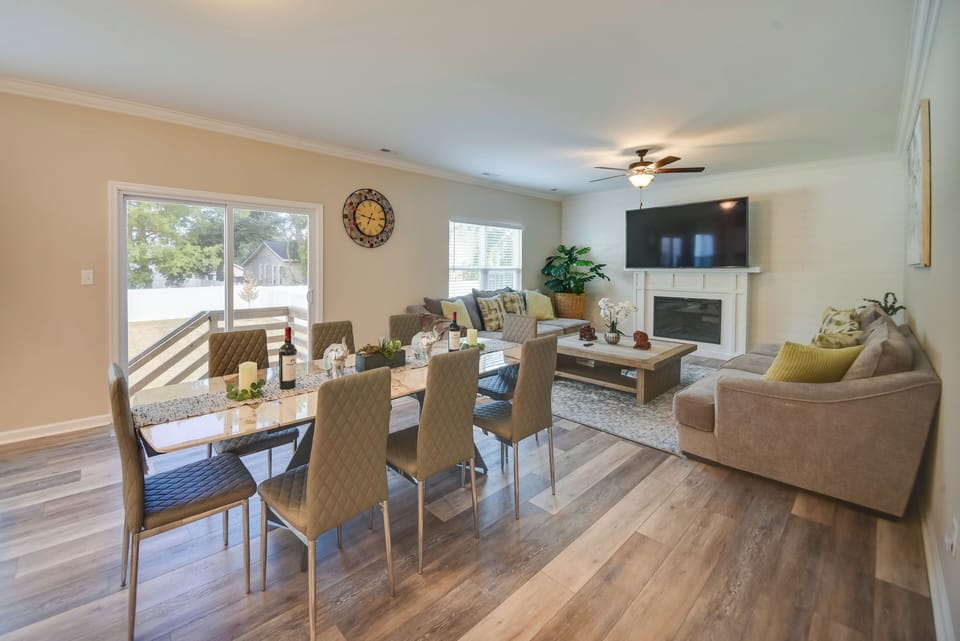 Living Area | Dining Table | Dishware & Flatware