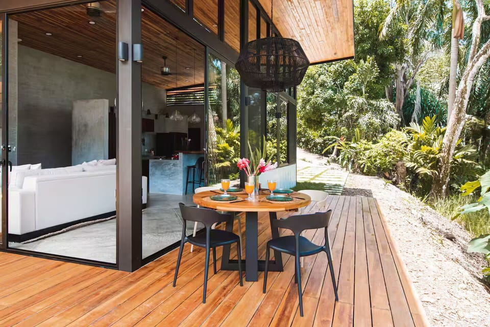 Outdoor dining