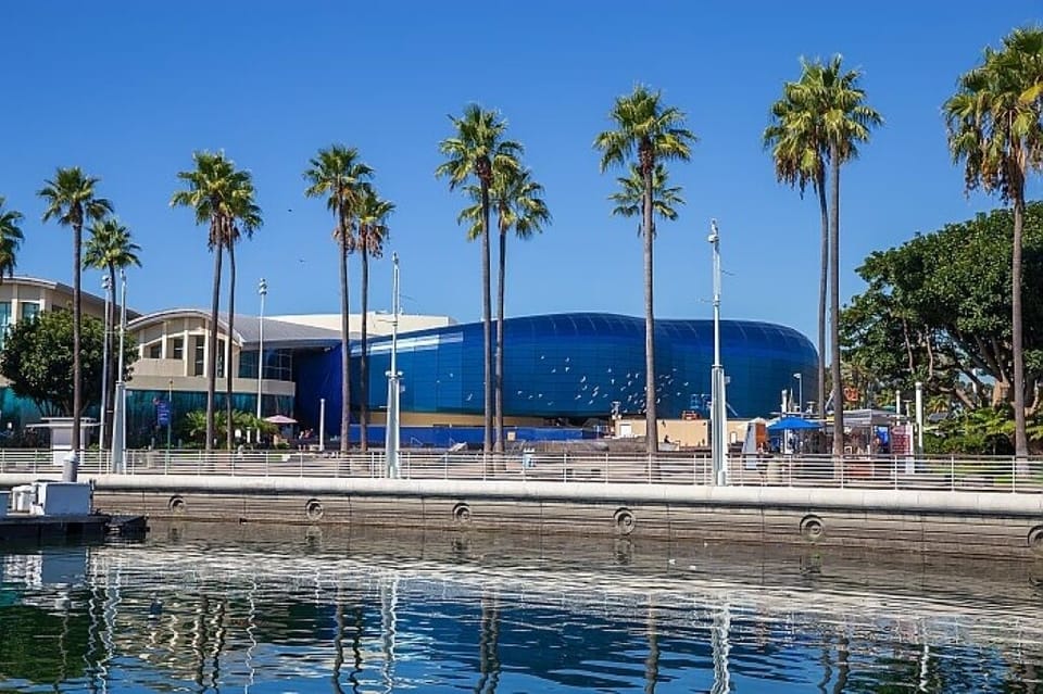 Aquarium of the Pacific – 0.9 miles
