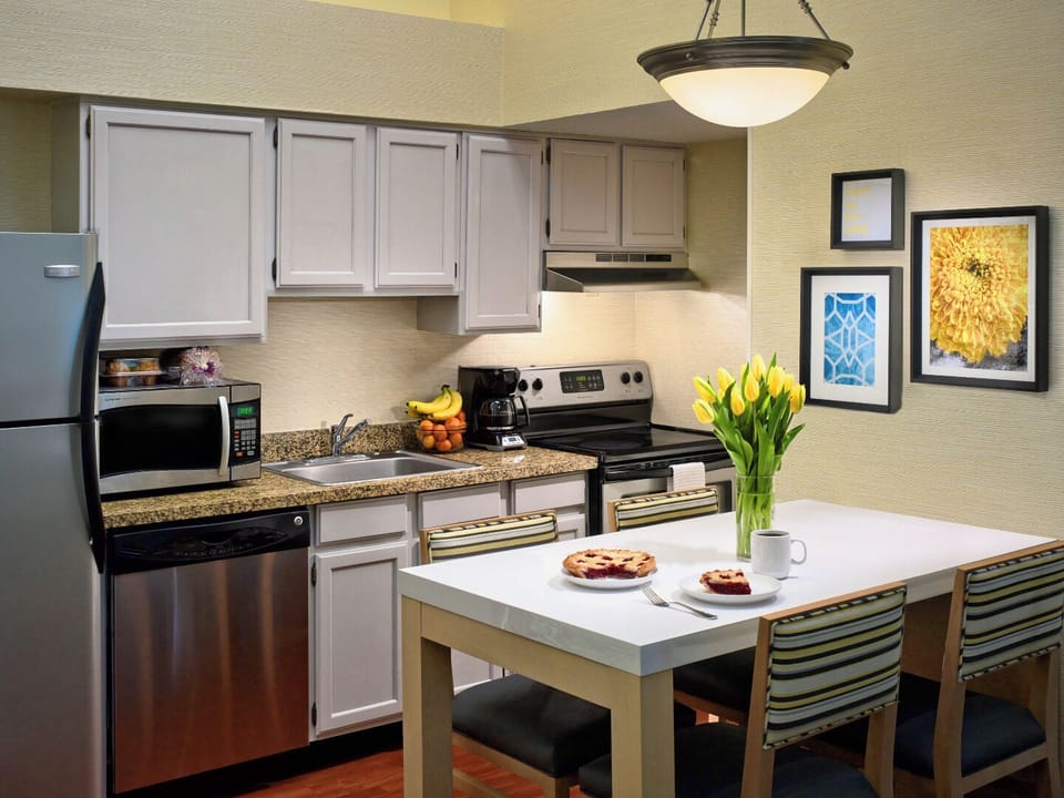 Cook and gather easily in this bright, fully equipped kitchen.