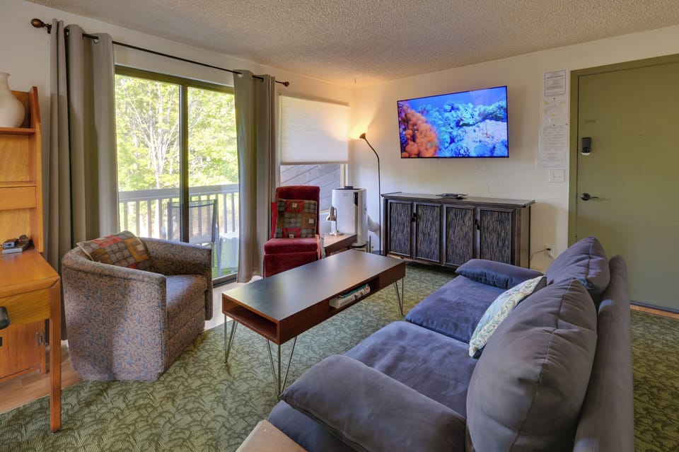 Port Angeles Vacation Rental | 1BR | 1BA | 620 Sq Ft | Stairs to Access