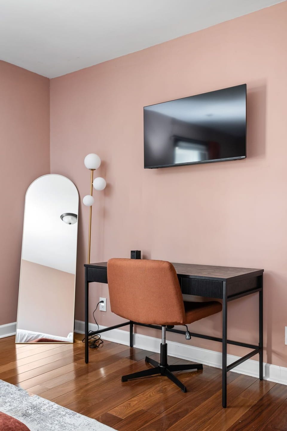 With a desk to work and a full body mirror for getting ready, we have everything you need to stay with us!