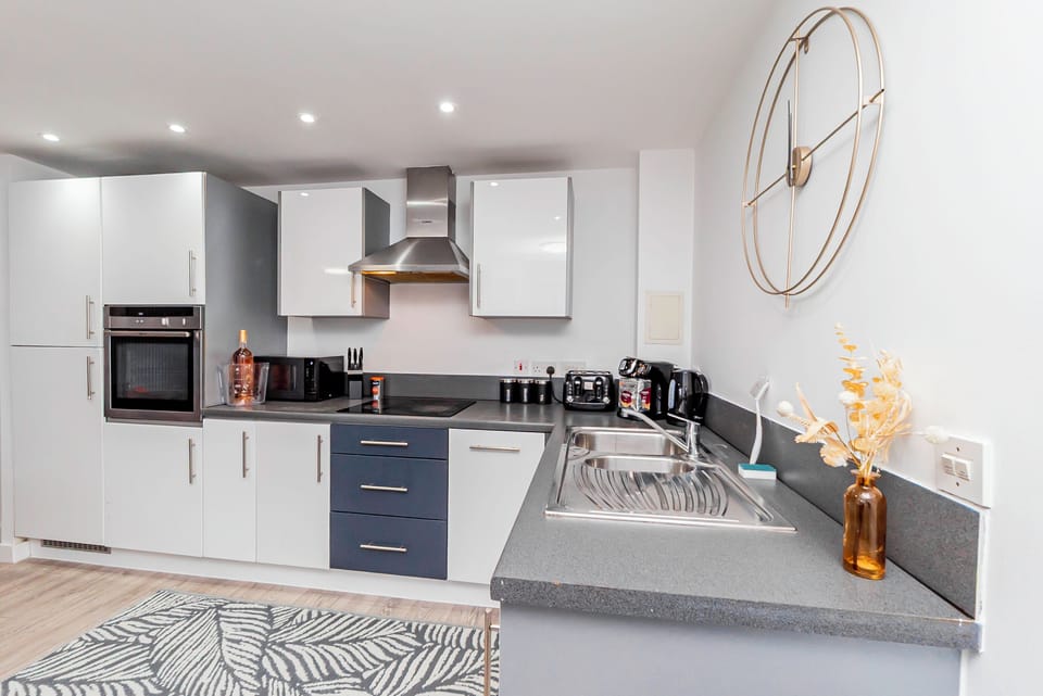 Designed with guests in mind, the kitchen includes all essentials to make your stay seamless.