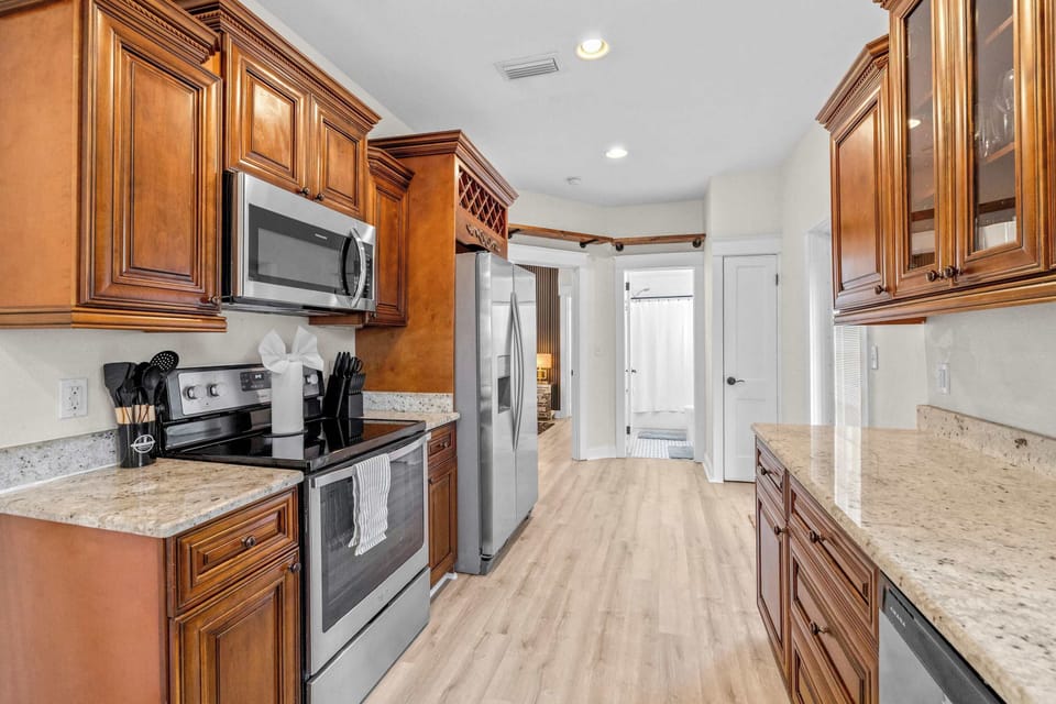 Fully equipped kitchen