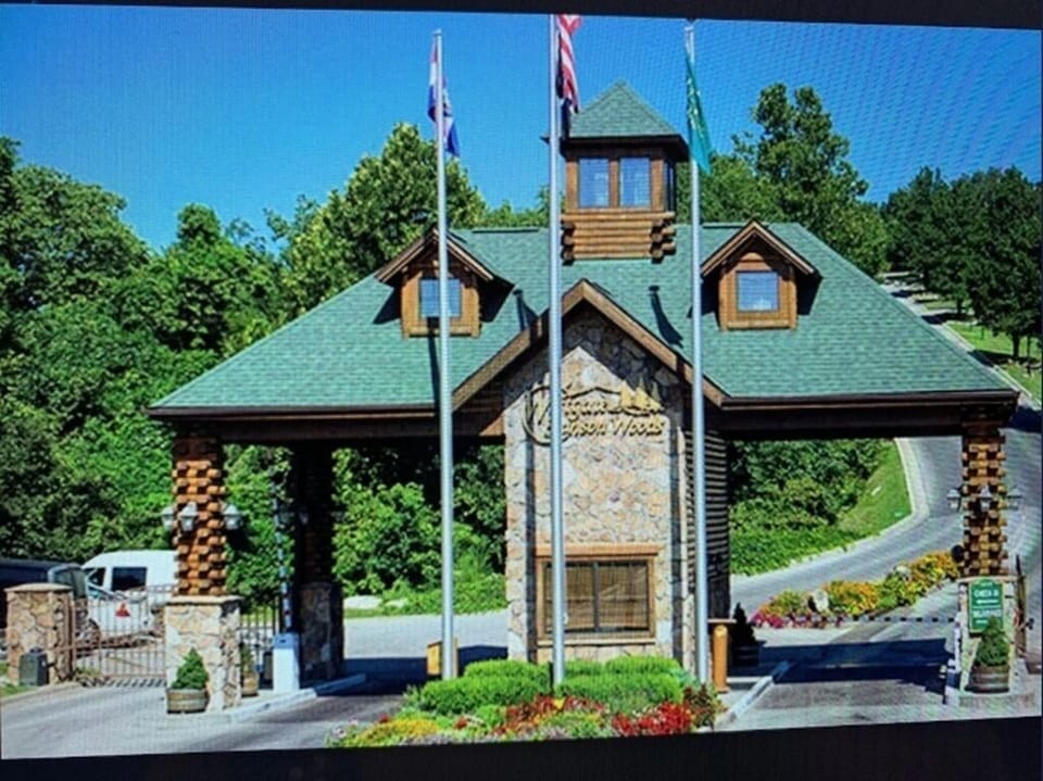 Resort security gate