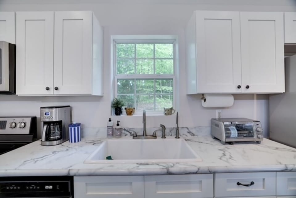 Coffee Maker & Toaster Oven