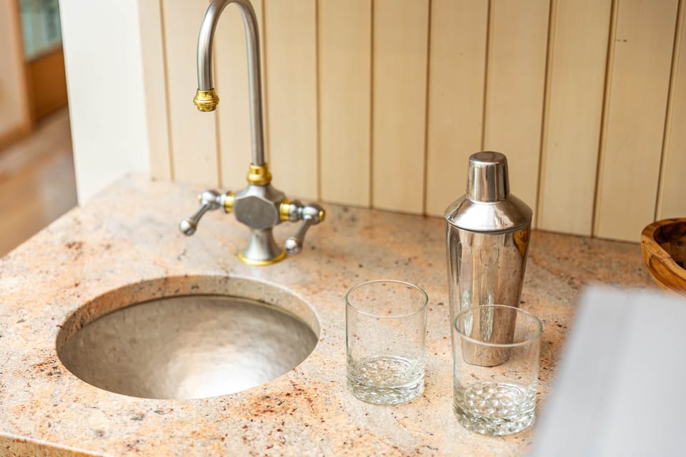 48303ReitzPl 950 Edit