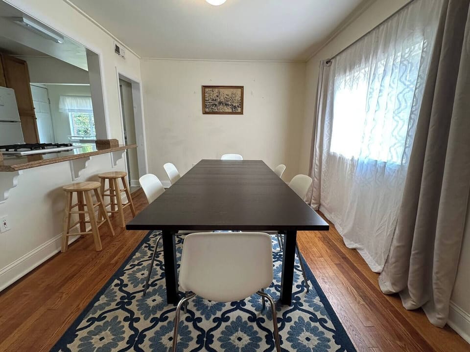 Long dining room perfect for family get togethers
