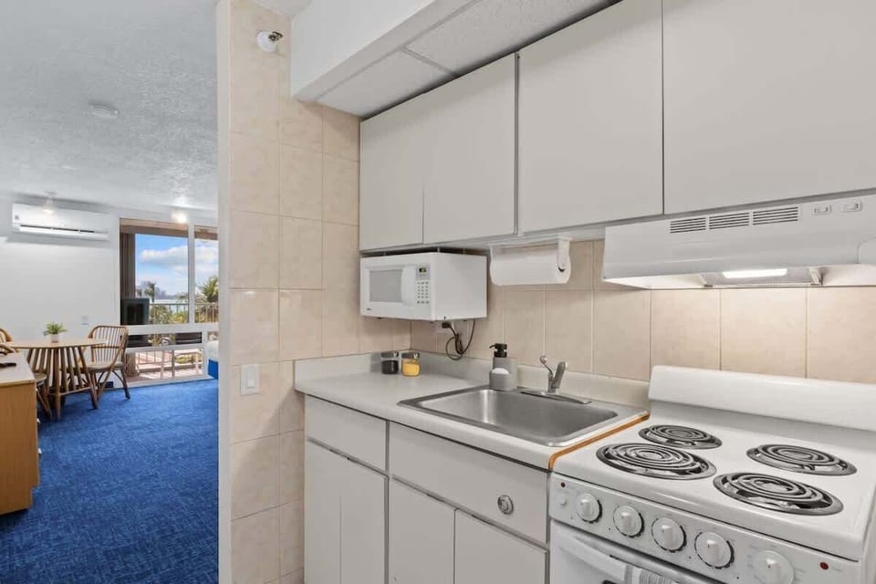 13-web-or-mls-CAP07449