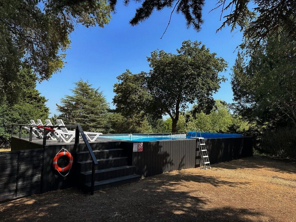 Holbecks House outdoor pool, side view