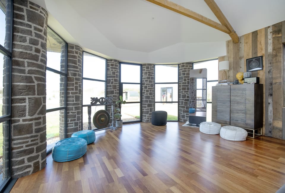 Berry Barn, Bideford. For those seeking extra peace and tranquillity, this large, window-filled yoga space offers the perfect place to stretch, breathe, and unwind. Bathed in natural light and designed to promote relaxation and mindfulness, itâ€™s a seren