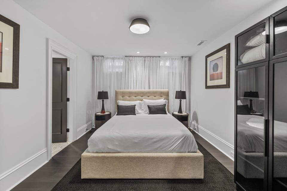 guest room 3