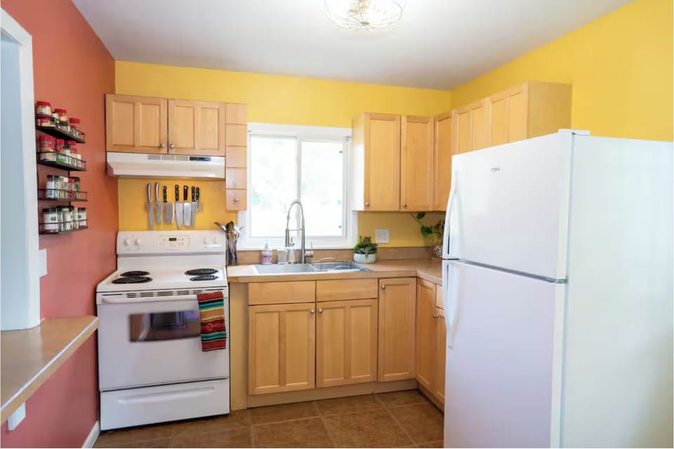 Full Kitchen