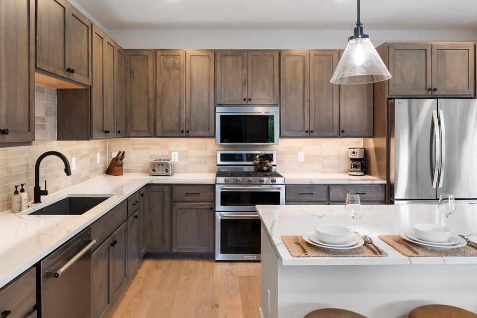 Fully Equipped Chef's Kitchen