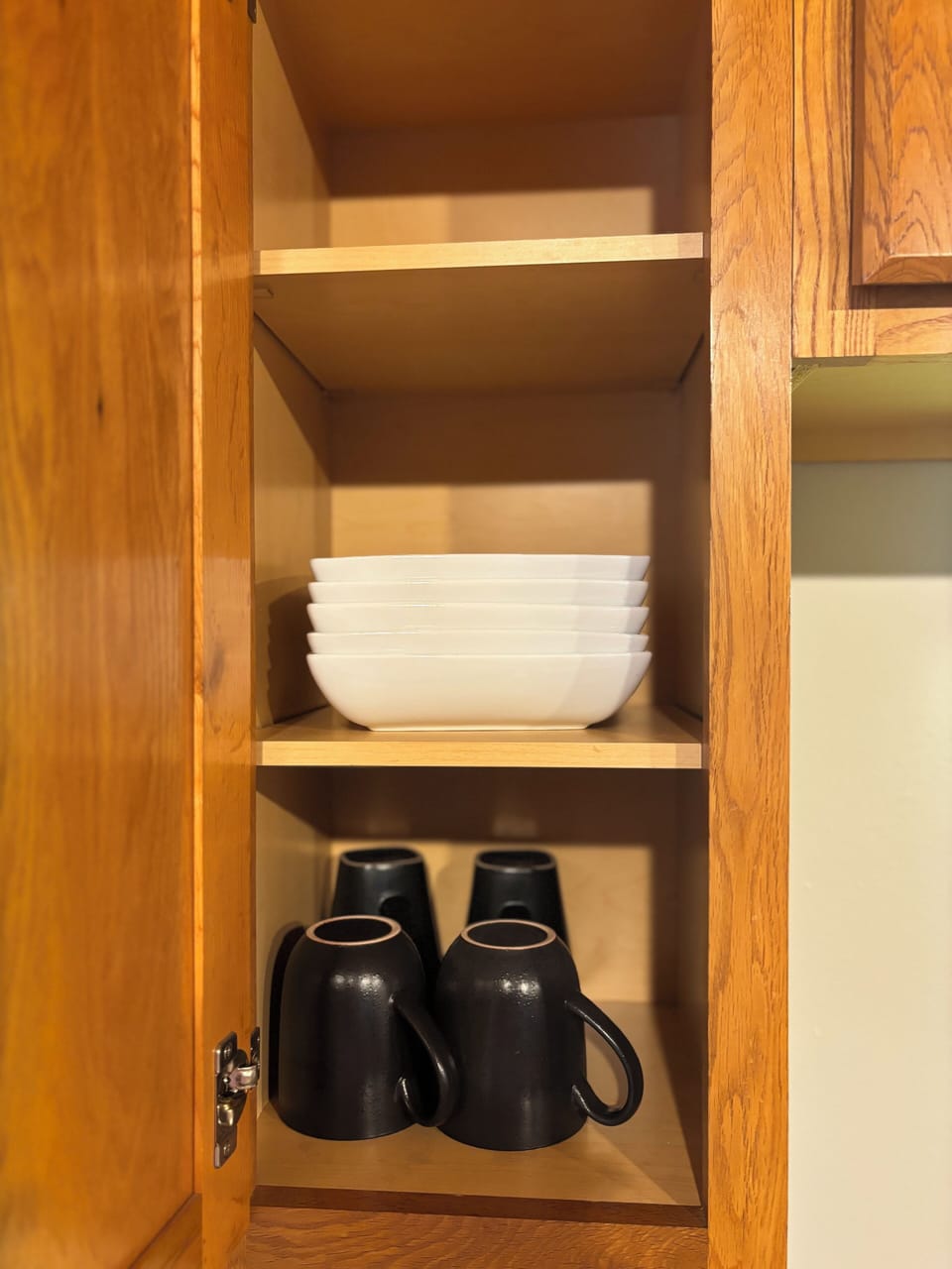 Kitchen cupboard