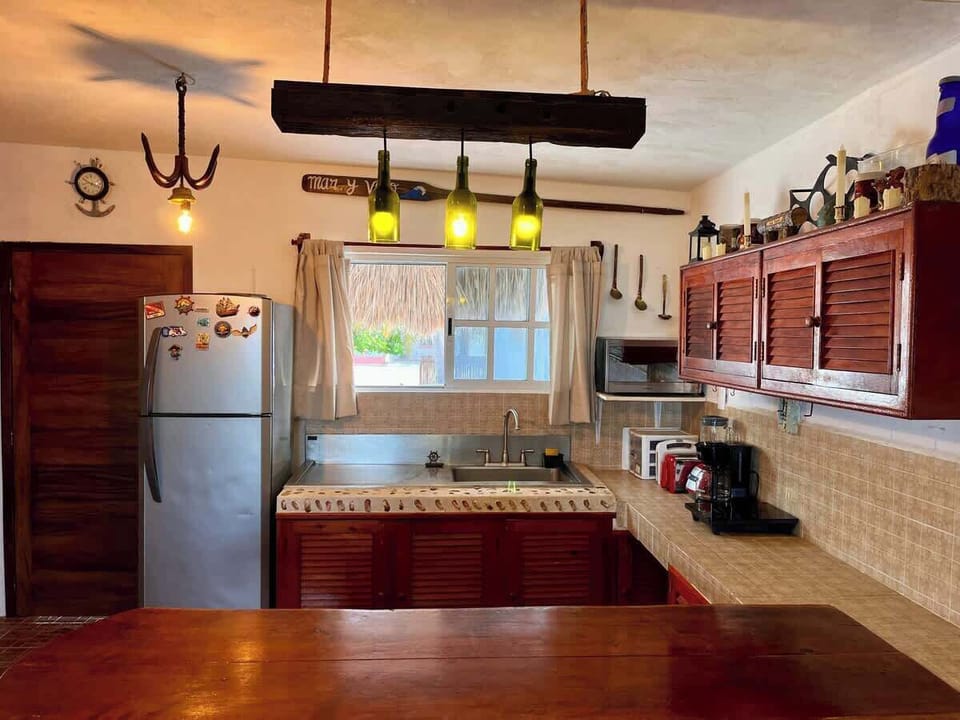 ¡Cocina completamente equipada para que prepares tus propios ceviches!