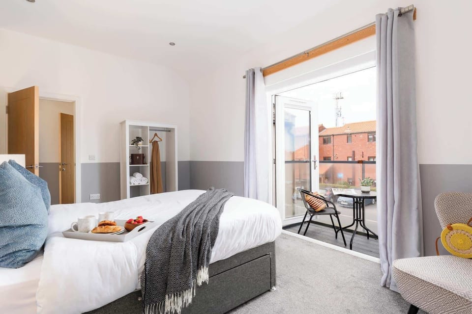 Master Bedroom with En-suite