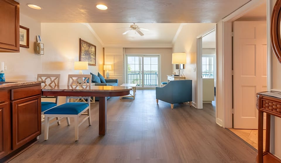 Enjoy easy meals in the open-plan dining and kitchenette.