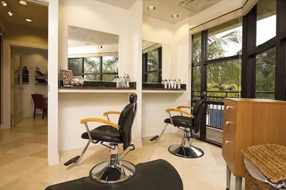 Treat yourself to polished pampering in a bright styling space.