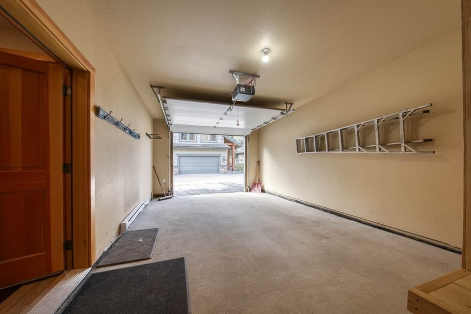 Private Garage and Boot Room