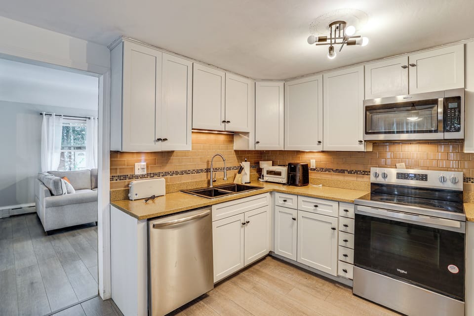 Kitchen | Cooking Basics | Complimentary Spices | Main Floor