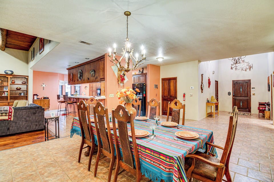 Dining Area | 1st Floor