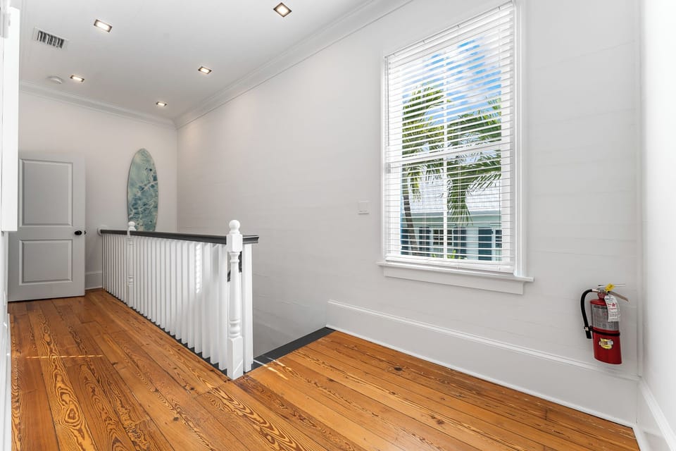 UPSTAIRS HALL