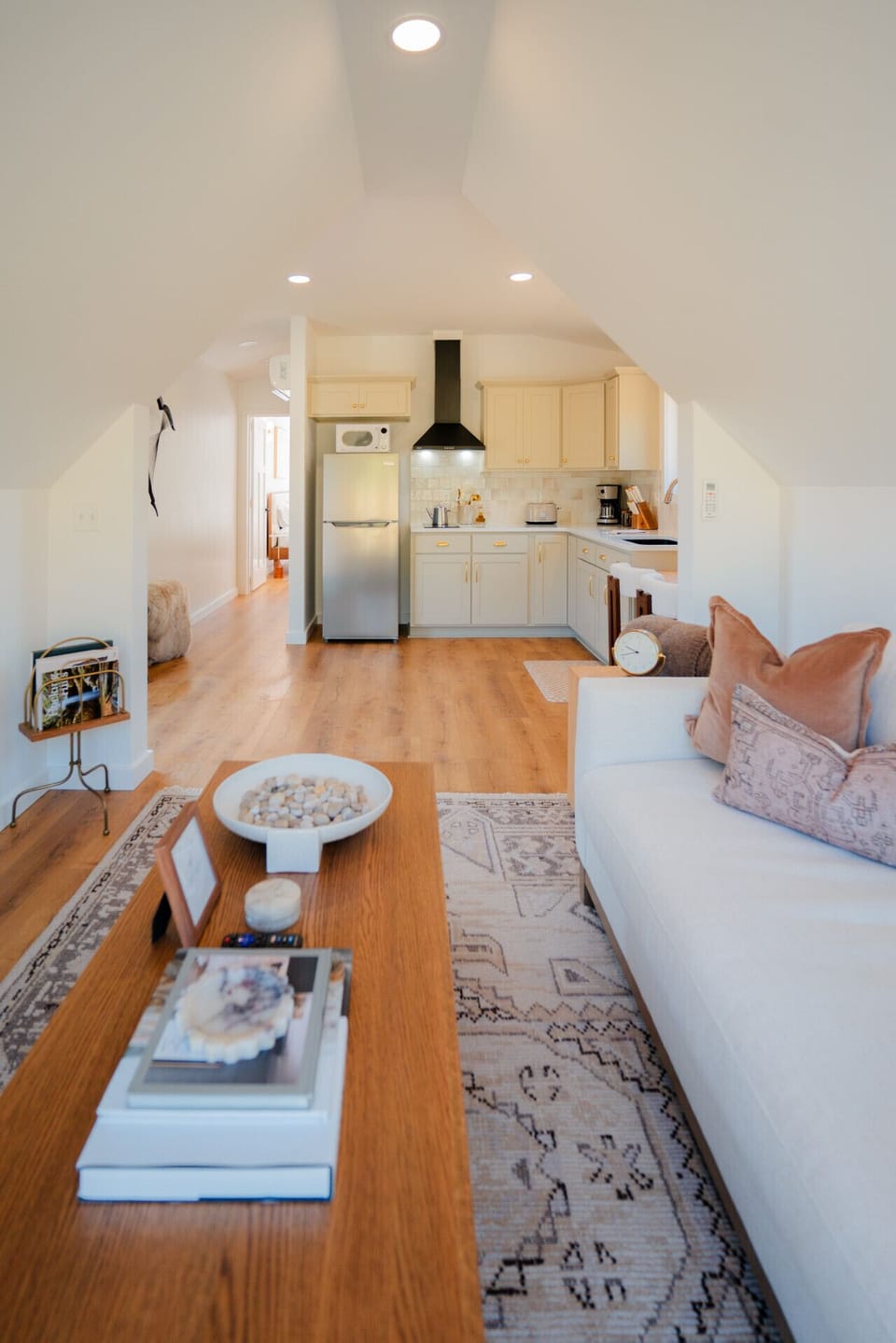 This open concept cabin is a perfect size for two, offering everything you might need for your stay.