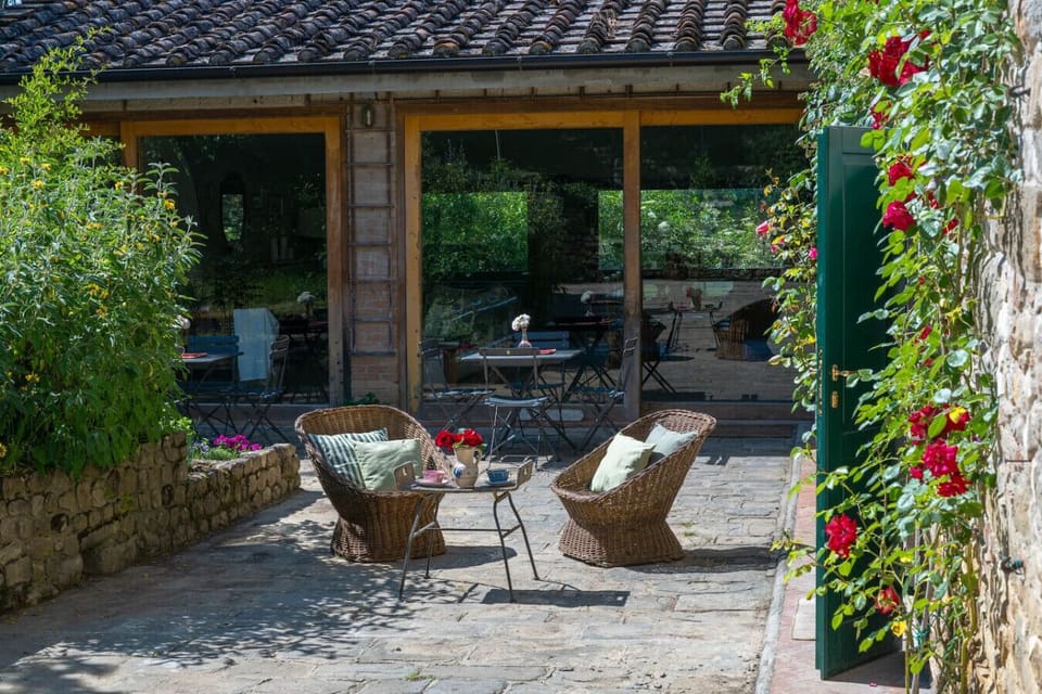 Start your mornings with birdsong and countryside breezes.